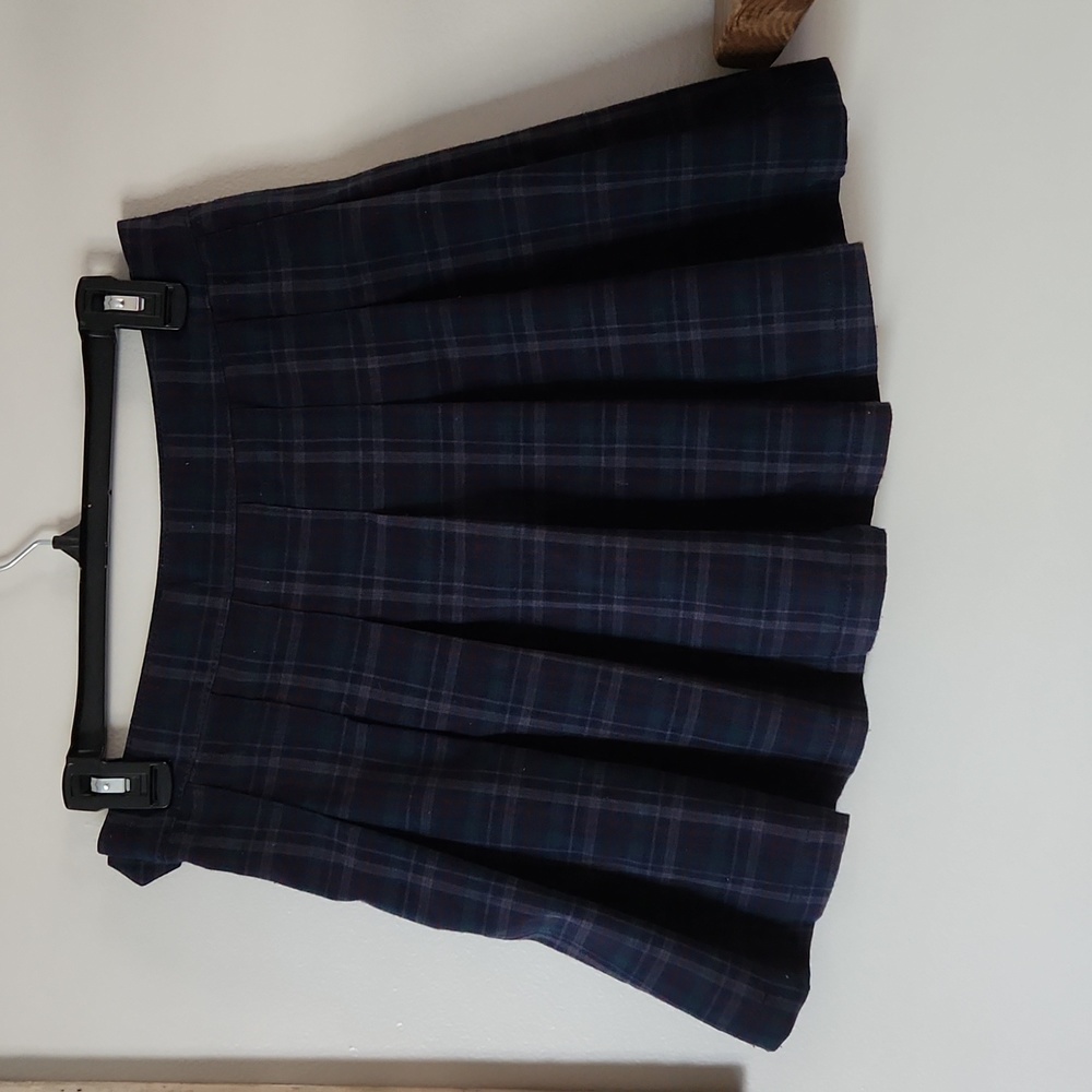American Eagle Women's Pleated Plaid Skirt - Picture 5 of 9